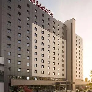 Ramada Plaza By Wyndham Convention Center 4*, בוקרשט רומניה