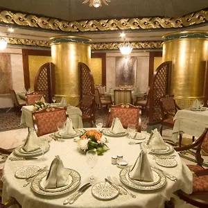https://hilton.hotelsinjeddah.net