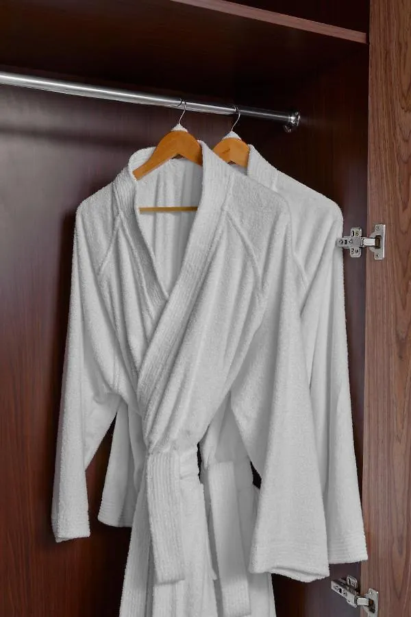 Voco Makkah An Ihg Hotel Мекка
